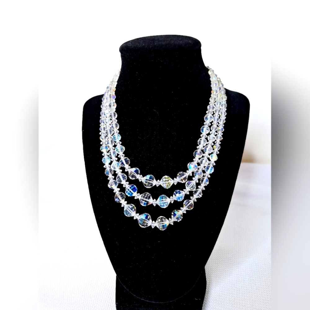 Vtg. Laguna Brand"The Elegant Nothern Lights"Old Money, Aurora Borealis Necklace